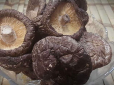 Shiitake Mushrooms (50g)